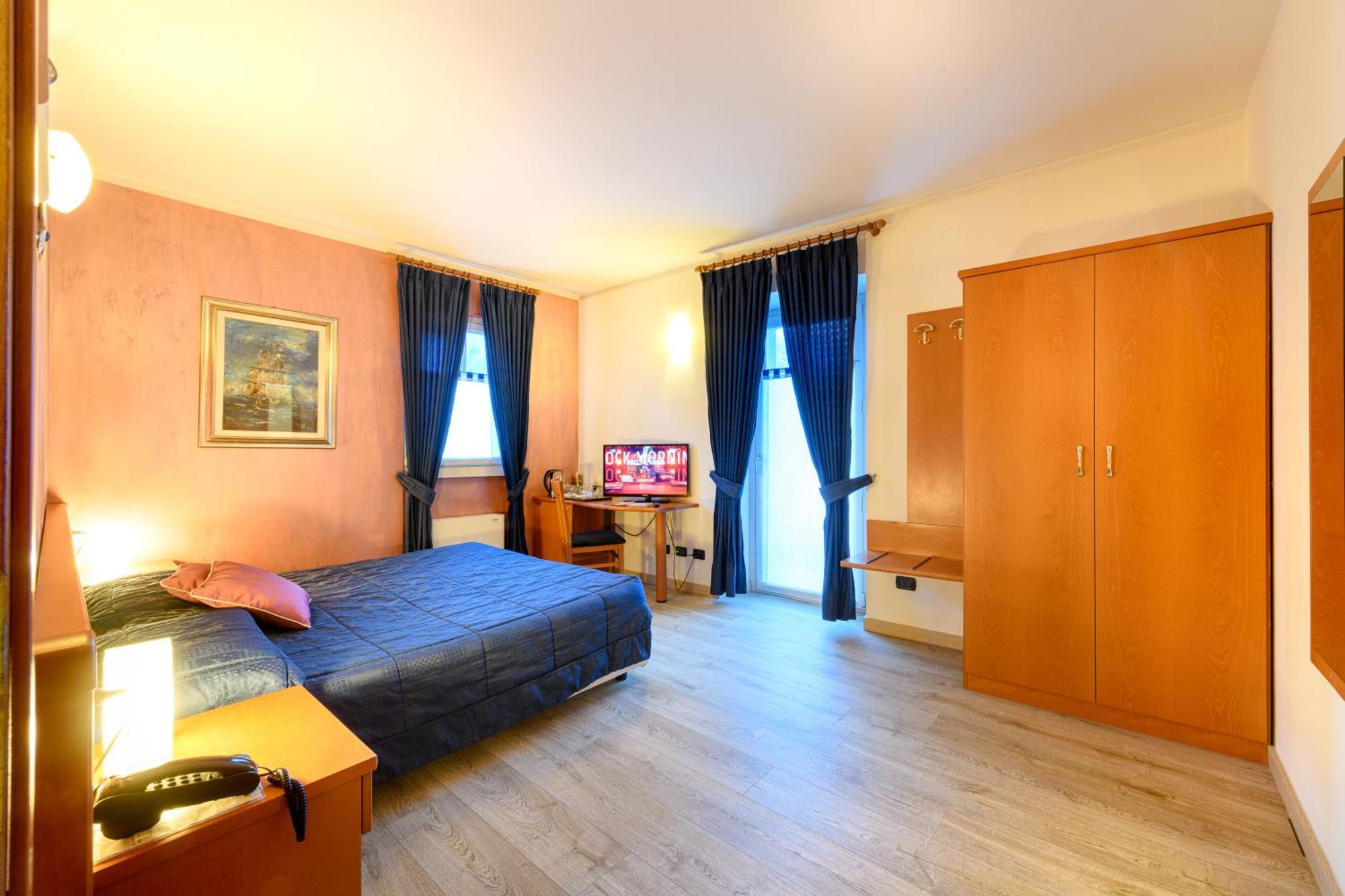 Hotel Garni Le Corti Грозотто Экстерьер фото