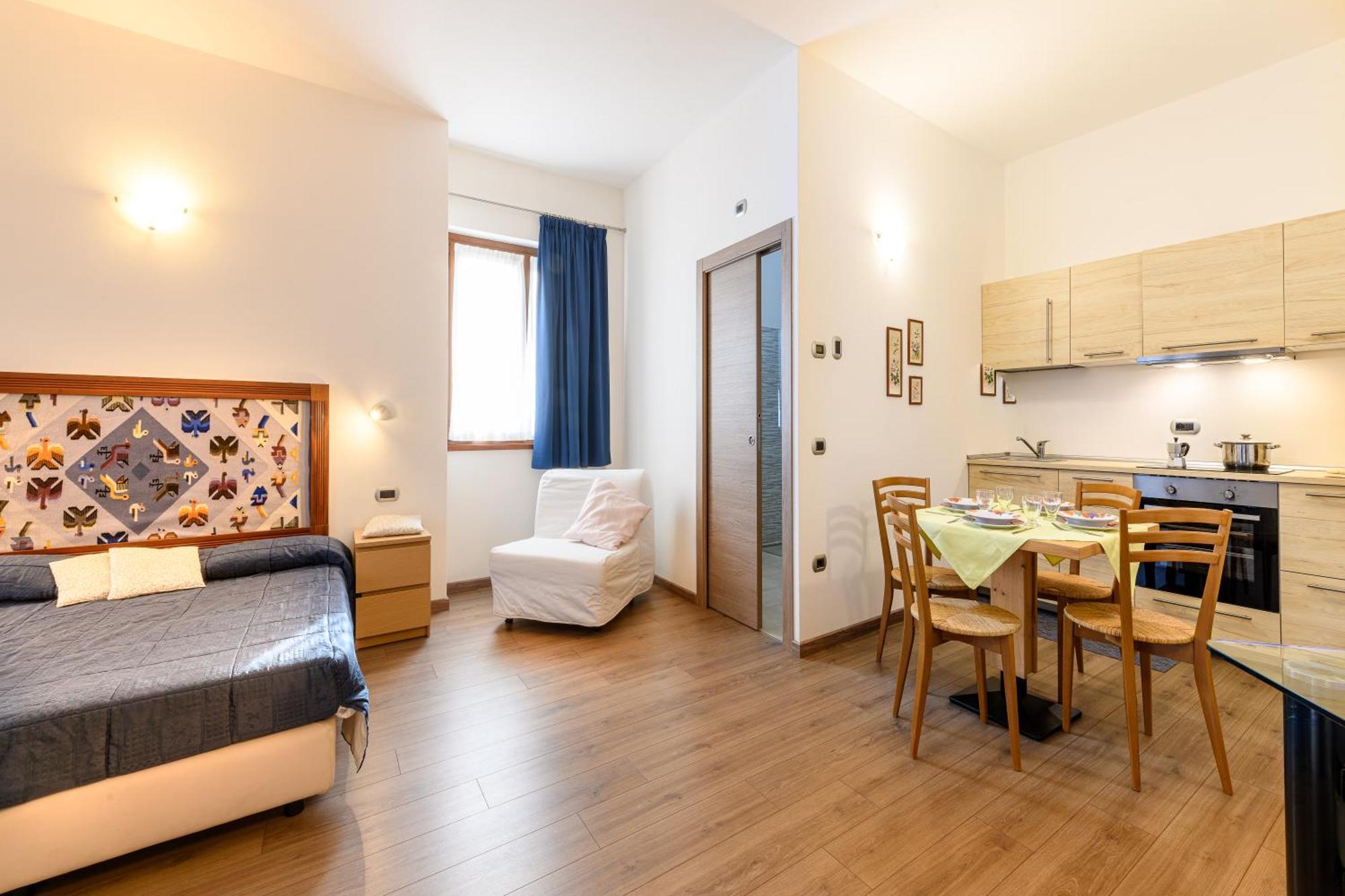 Hotel Garni Le Corti Грозотто Экстерьер фото