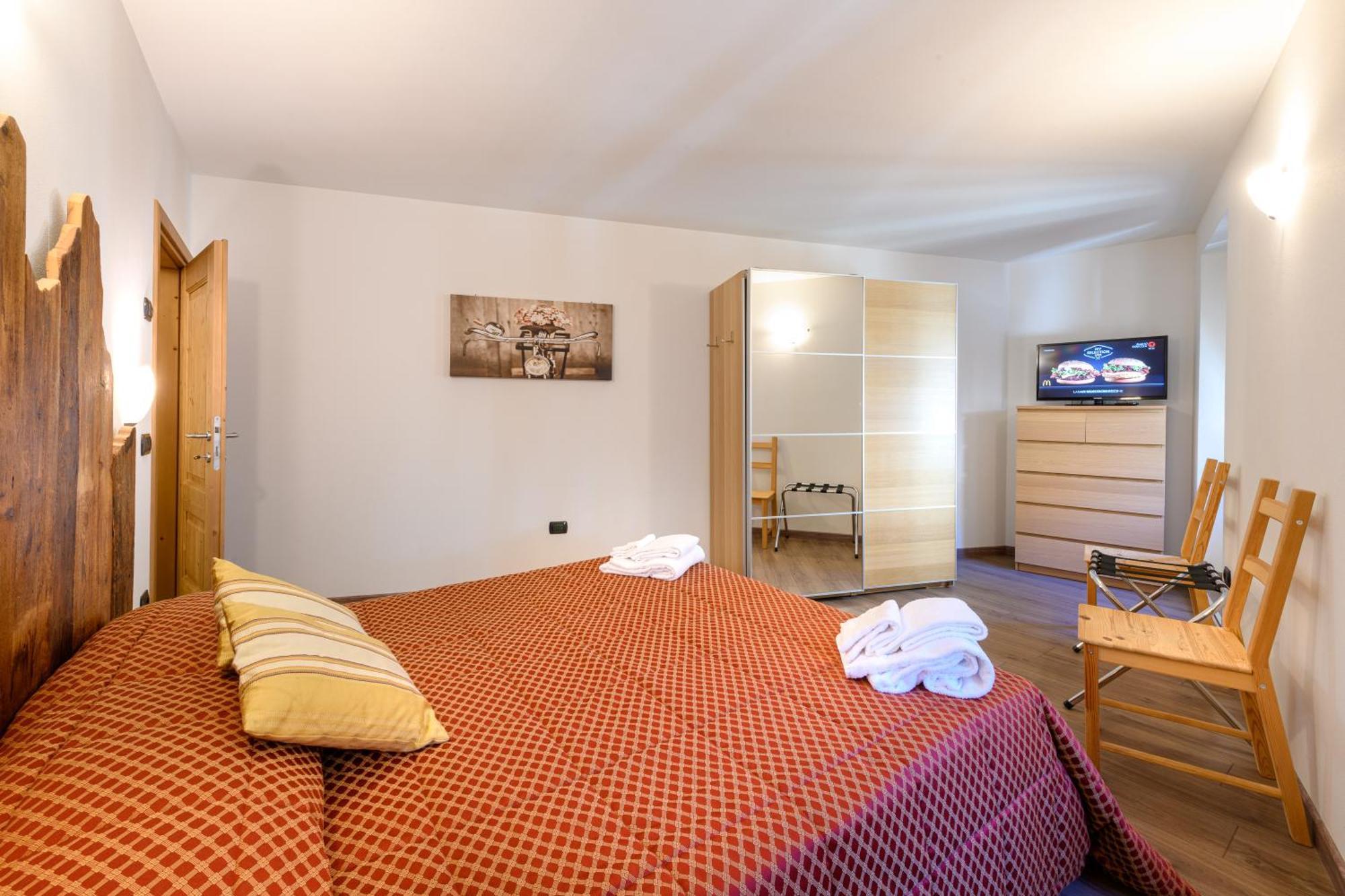 Hotel Garni Le Corti Грозотто Экстерьер фото