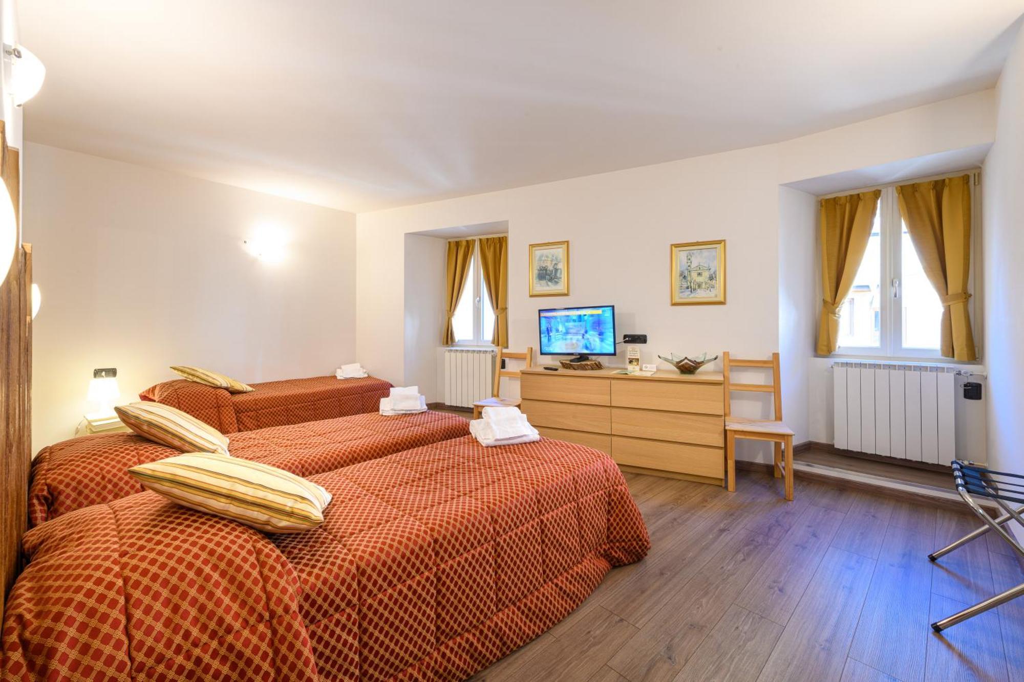 Hotel Garni Le Corti Грозотто Экстерьер фото